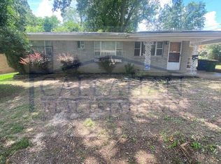 422 W 53rd St, N Little Rock, AR 72118