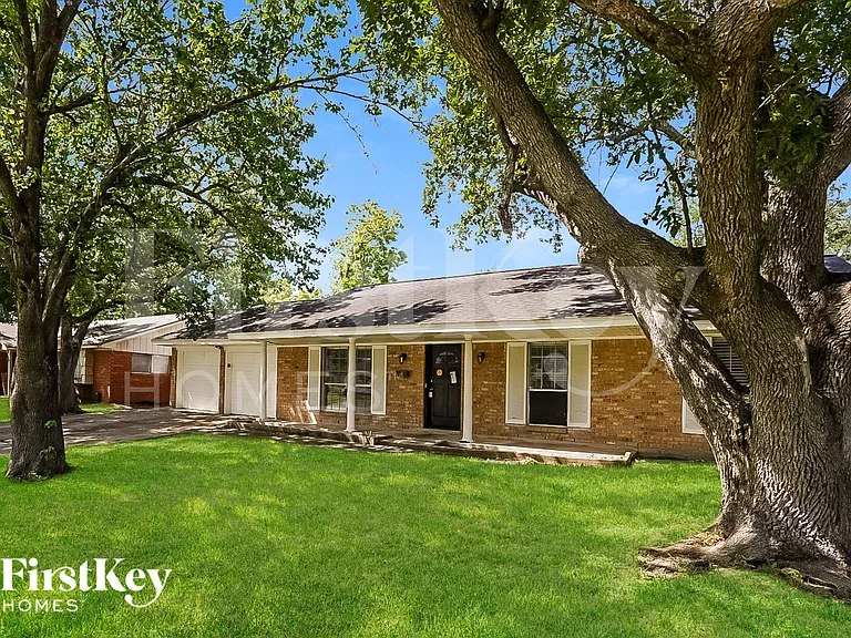 10423 Collingswood Rd — Photo 2