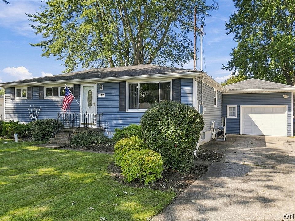 1st image of 242 Seneca Pl