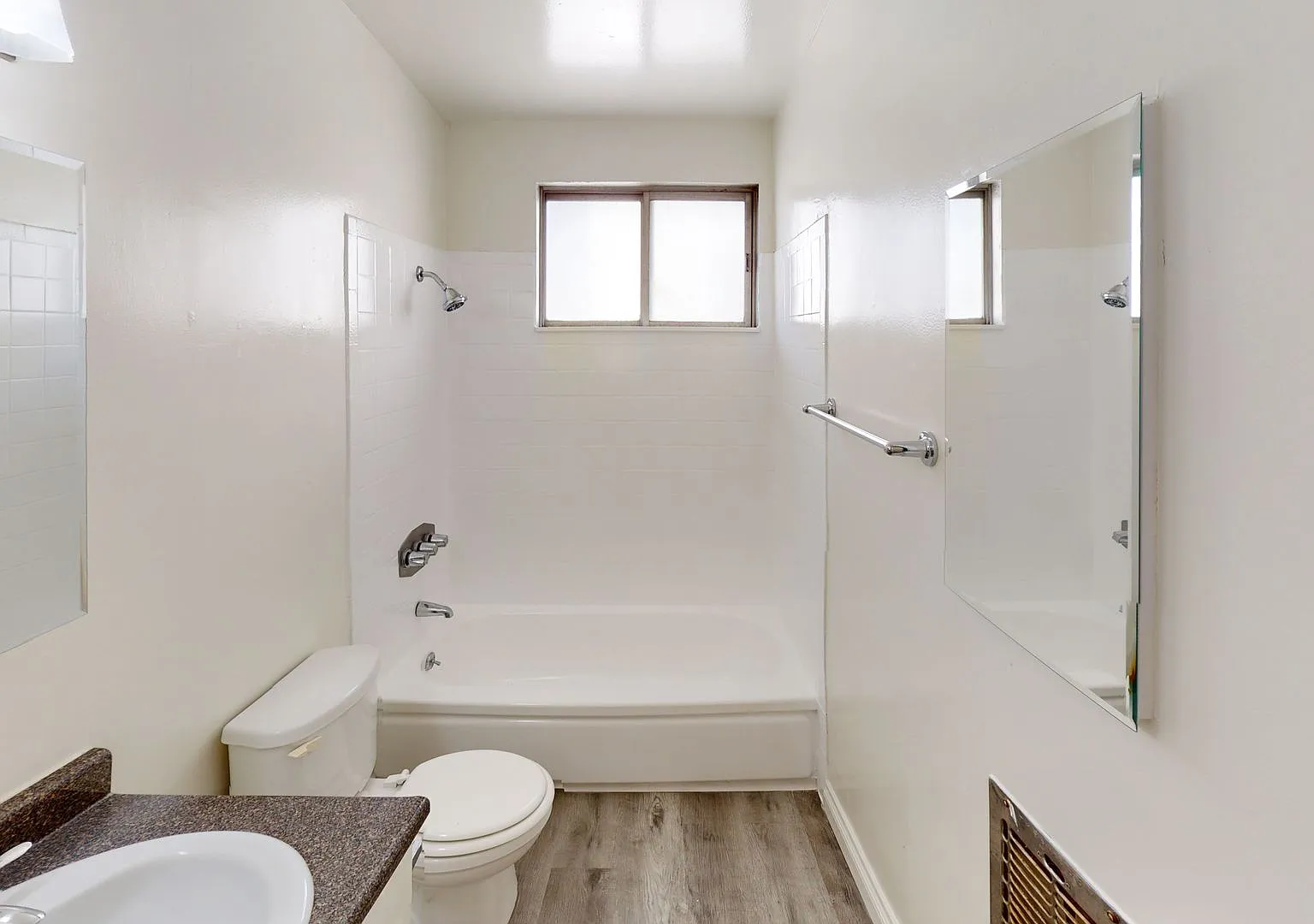 613 - Marlin Manor — Photo 4