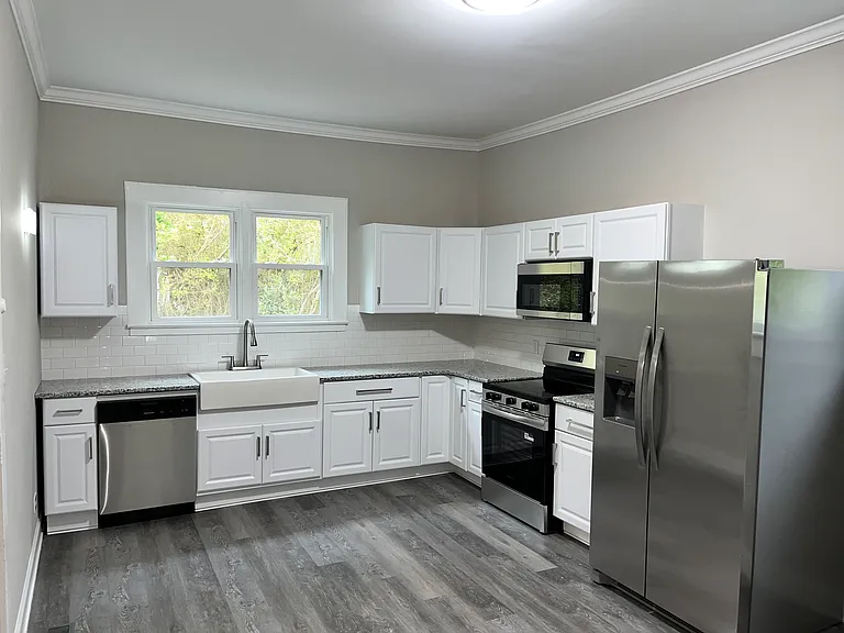 106 Hopper St — Photo 3