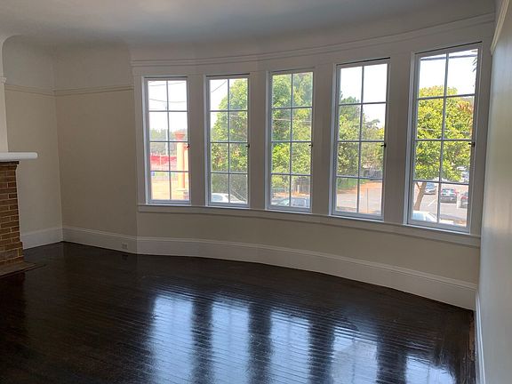 2nd image of 581-583 Frederick St