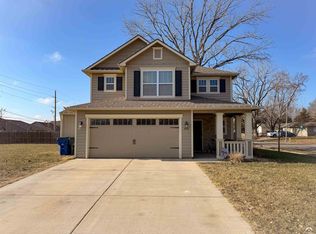 804 W 30th St, Lawrence, KS 66046
