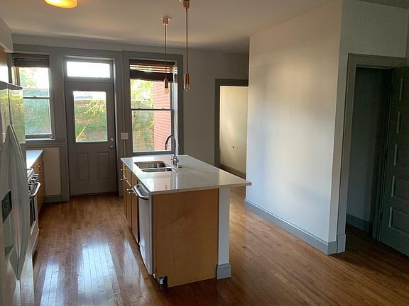 3rd image of 4218 Gibson Ave
