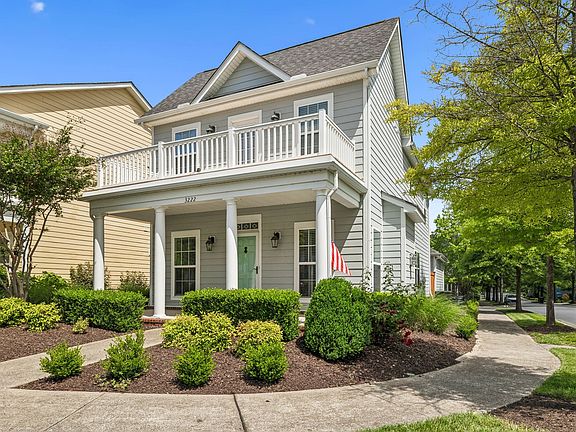 2nd image of 3222 Charleston Way