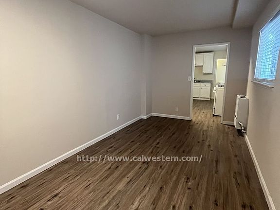 2nd image of 395 S 4th St APT 6