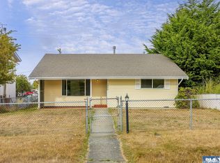 1411 W 6th St, Port Angeles, WA 98363