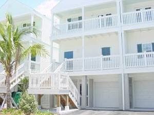 1st image of 3029 Roosevelt Blvd #18