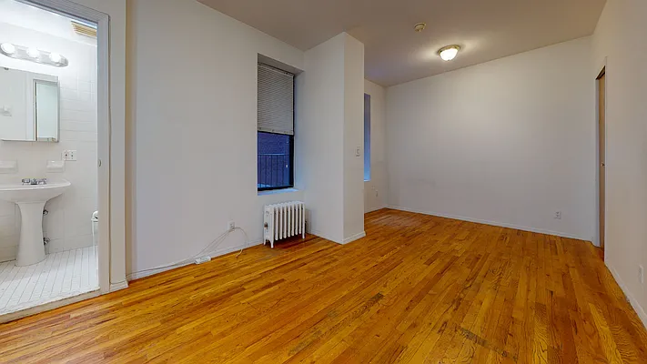 Rented by Bond New York | media 3