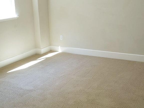 5th image of 6652 Adare St