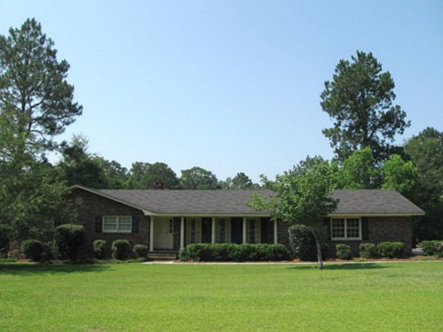 1st image of 103 Fairway Dr