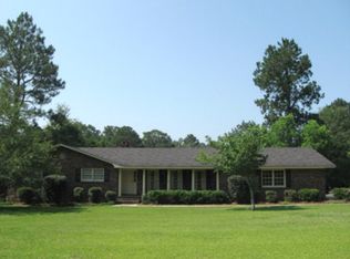 103 Fairway Dr, Moultrie, GA 31768