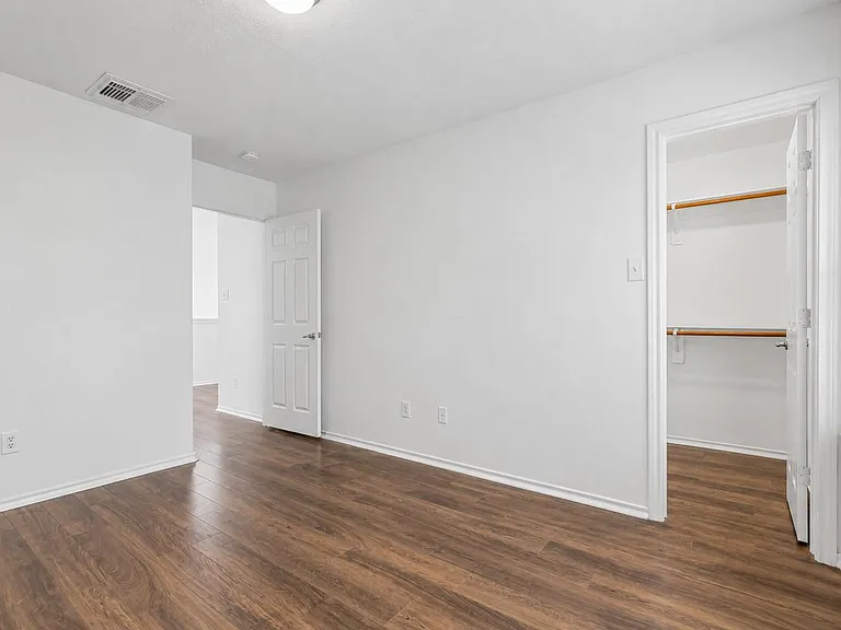 174 E Spindle Tree Cir — Photo 39