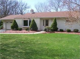 219 Country Club Rd, Butler, PA 16002