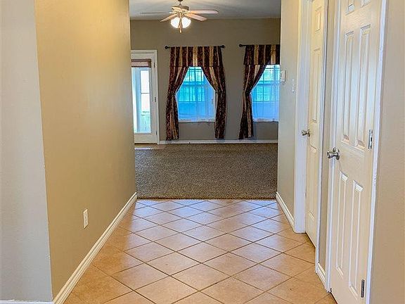 2nd image of 1503 City View Dr