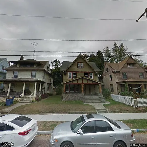 1238 Wealthy St SE #2 Photo 1