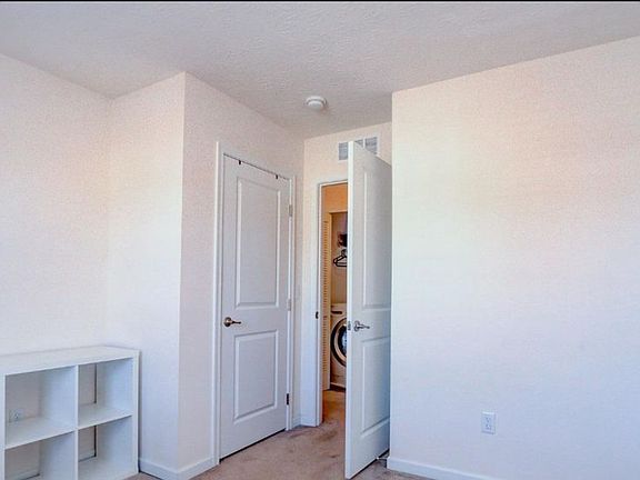 2nd image of 9621 Union Park