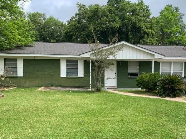 4724 Cardinal Dr, Gulfport, MS 39501