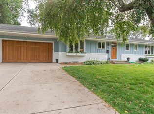 4805 School Rd, Edina, MN 55424