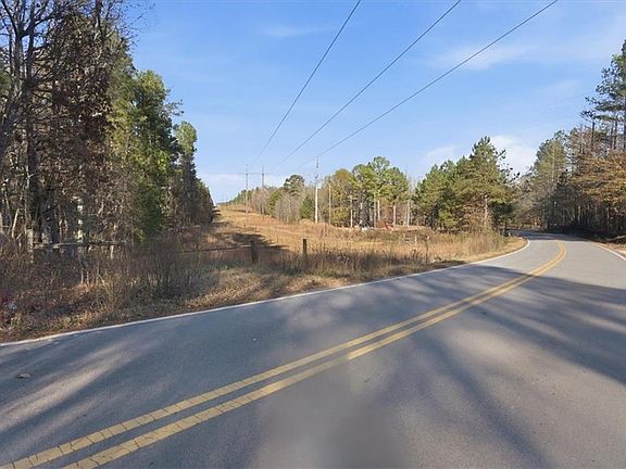 3rd image of 469 Lee Williams Rd