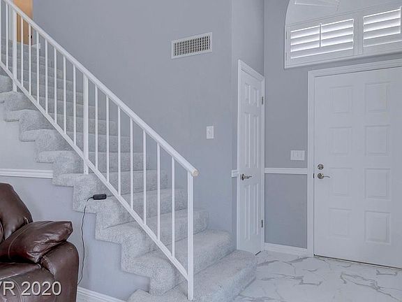 4th image of 3221 Coral Harbor Dr