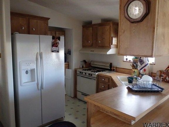 4th image of 905 Crystal View Dr