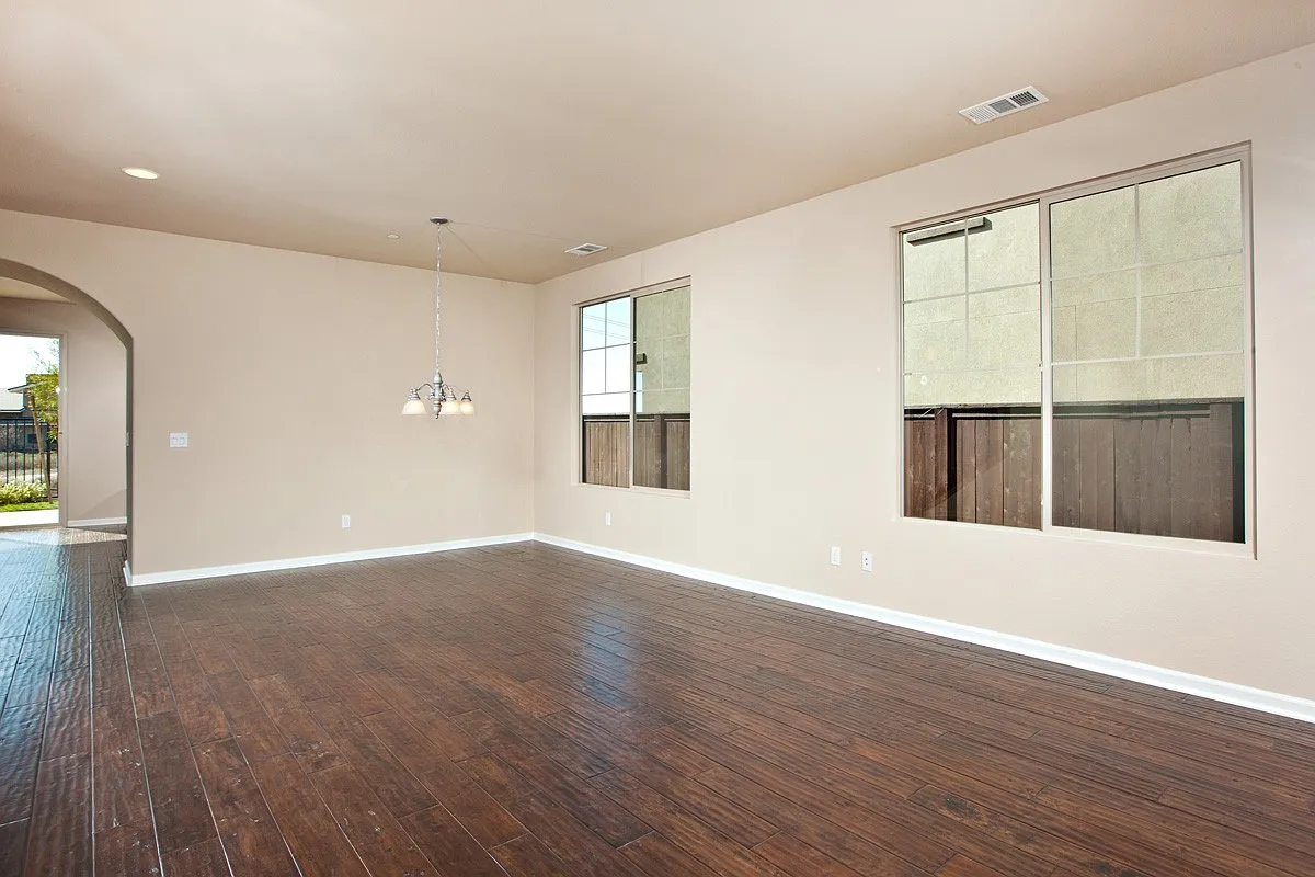 Highly sought after 4 Bedroom 3 Bath Luxurious Home in the La Costa Ridge Area, close to schools ... — Photo 4