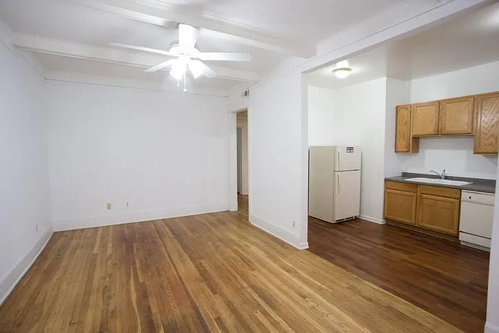 5237-5245 S. Kenwood Avenue