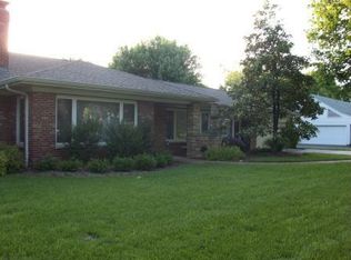 50 Notre Dame Dr, Saint Louis, MO 63141