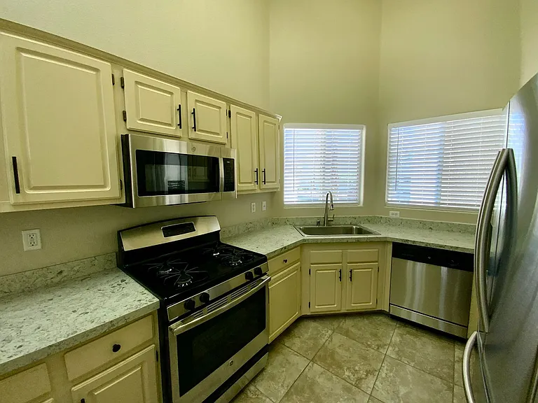 855 N Stephanie St #314 — Photo 17