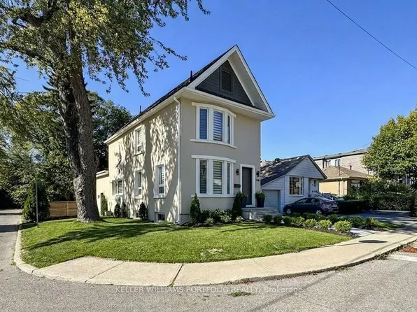 22 Pitt Ave, Toronto, ON M1L 2R1