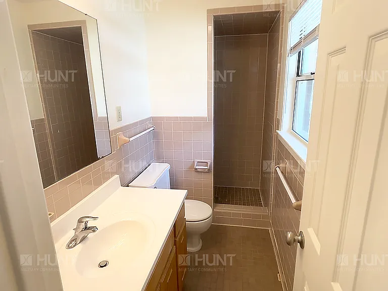 112 Alabama Dr — Photo 10