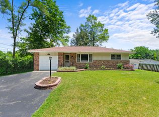 5902 Fox Lake Rd, McHenry, IL 60051