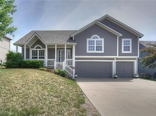 9721 N Marsh Ave, Kansas City, MO 64157