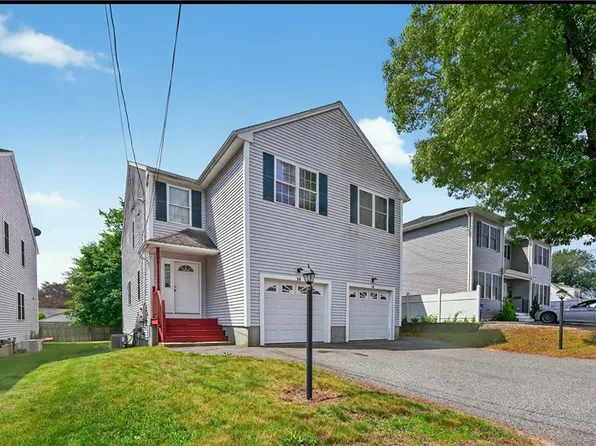 16 Lisi Ln Unit 16, Providence, RI 02904