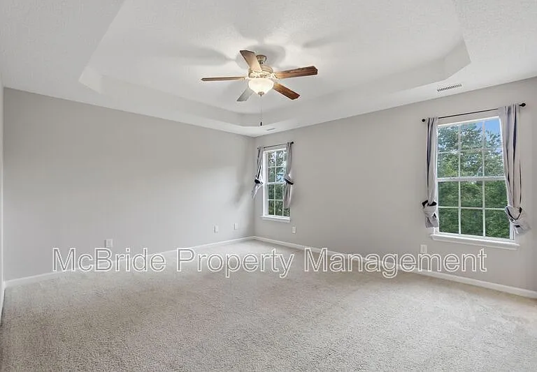 827 Sonora Cir — Photo 16