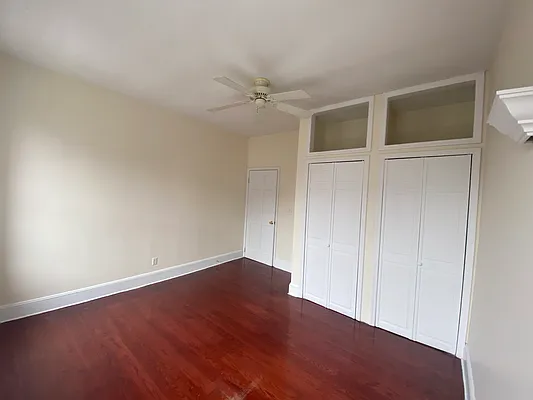 Rented by Compass | media 25