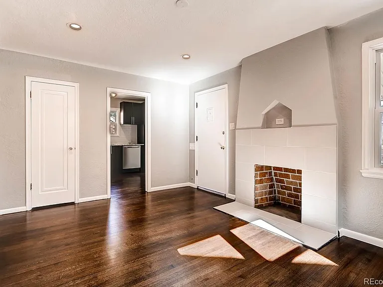 3541 N Saint Paul St — Photo 3