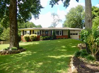 512 Harwood Dr, Chattanooga, TN 37415