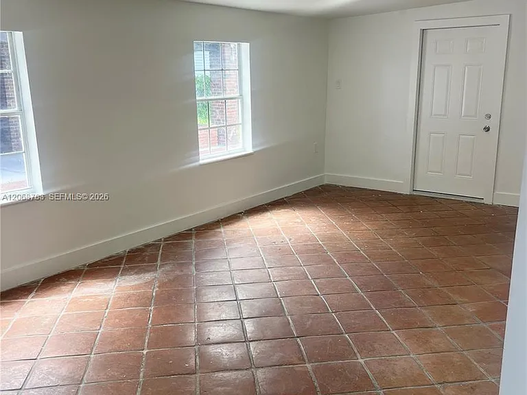 1244 NW 32nd Pl #1244 — Photo 4