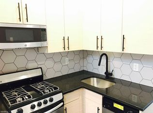 5436 Arnold Ave #2C, Maspeth, NY 11378