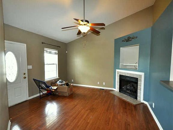 3rd image of 4081 Challis Dr