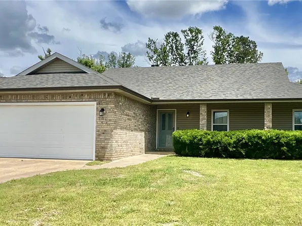 907 S 23rd St, Rogers, AR 72758