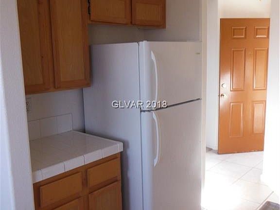 4th image of 1050 E Cactus Ave Unit 1028