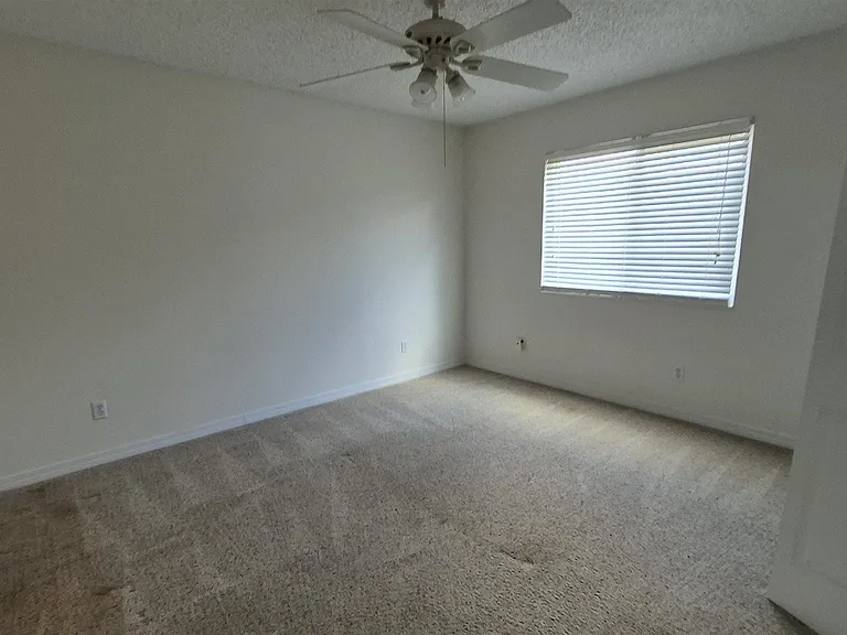 7884 Bay Meadows Dr — Photo 7