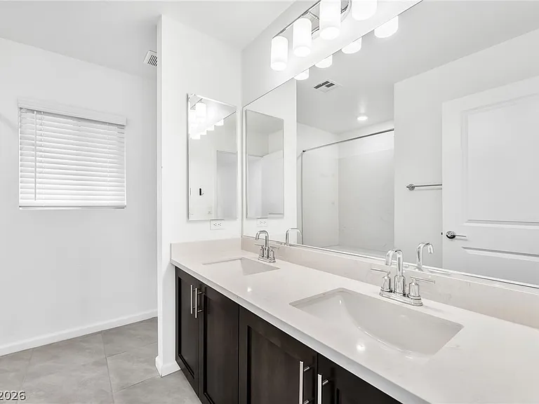 7754 Misty Oaks Ave — Photo 20