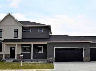 2101 Markens Gate Rd, Stoughton, WI 53589