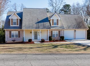 1202 Covie Dr, Dalton, GA 30720