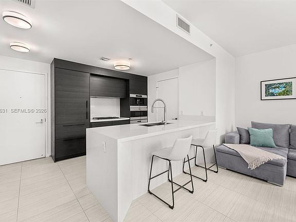 5th image of 1 Collins Ave Unit 108
