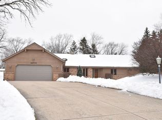 14770 Pomona Rd, Brookfield, WI 53005